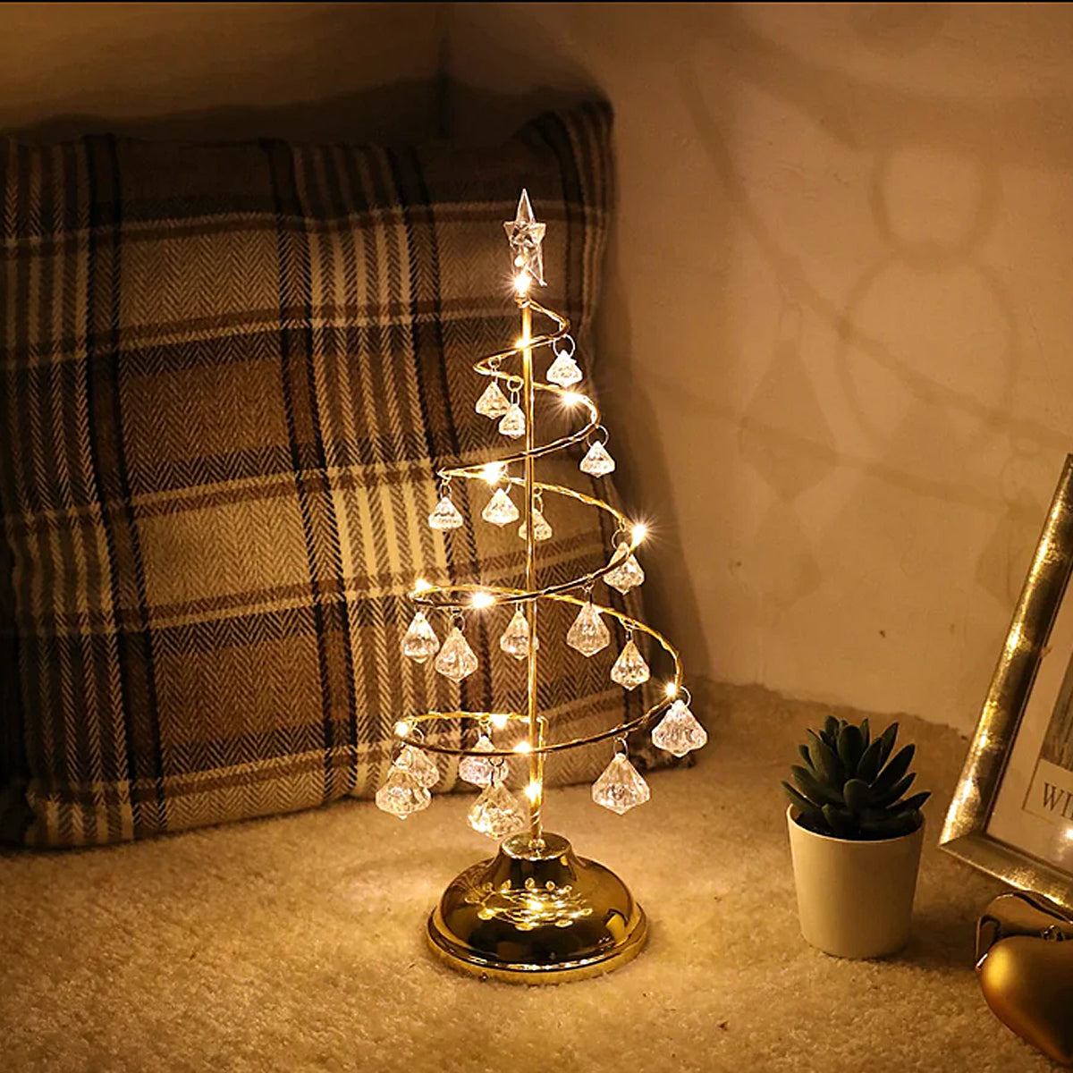 Santo albero di Natale ✦ Albero di Natale Luccicoso ✦ Atmosfera magica